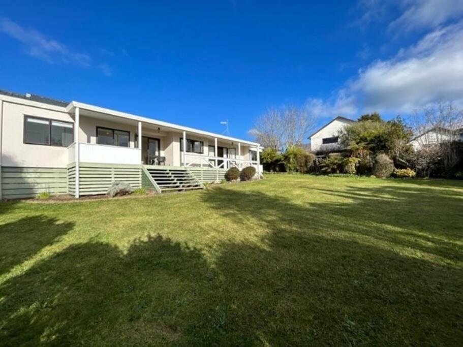 Family Perfect, Winter Getaway, Secure Yard, Parking, Mountain Bikes, Arcade Villa Rotorua Eksteriør bilde